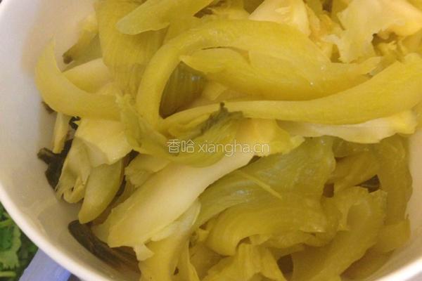 酸菜鱼的做法图解2
