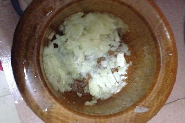 凉拌菠菜的做法图解3