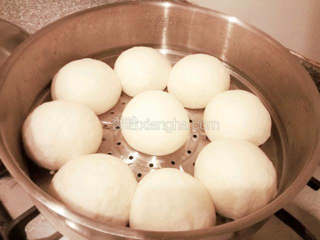 过5分钟打开黄豆的香味出来了，而且很白，又宣又软。