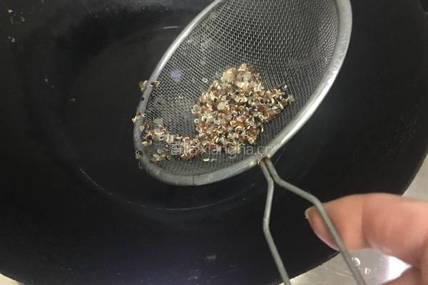 藜麦饭团的做法图解5