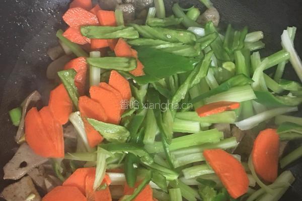 猪肝炒芹菜的做法图解5