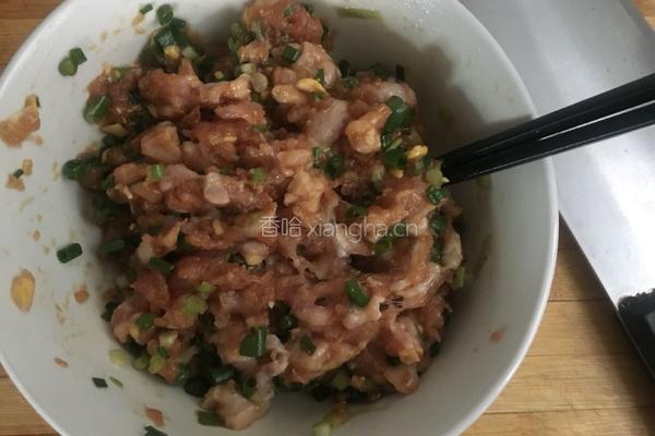 胡萝卜豆腐猪肉馅包子的做法图解9