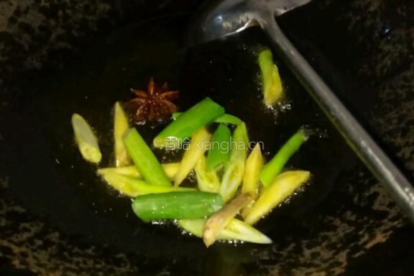 酸菜五花肉粉条的做法图解6