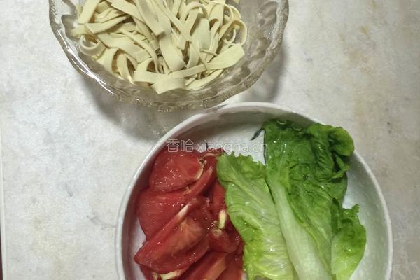 西红柿千张汤的做法图解1