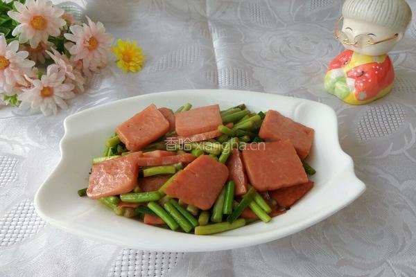 蒜苔炒火腿的做法图解5