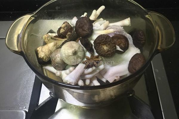 卤水凤爪的做法图解5