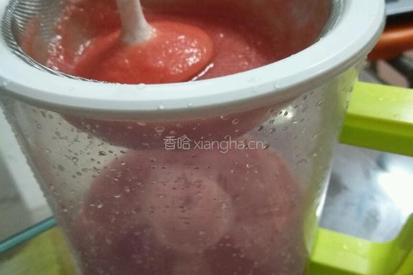 悠闲自制西瓜汁的做法图解5
