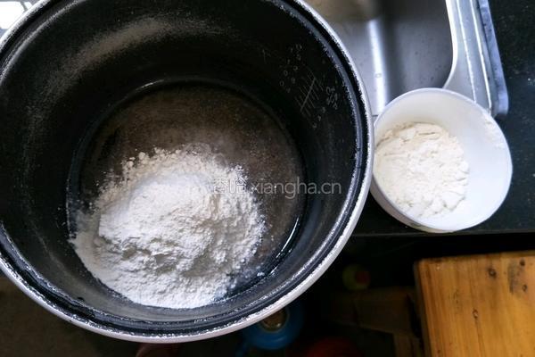 宝宝辅食之蝴蝶面的做法图解3