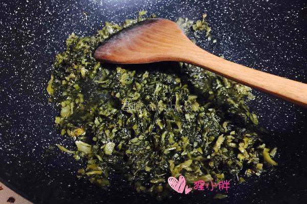雪菜香肠焖饭的做法图解5