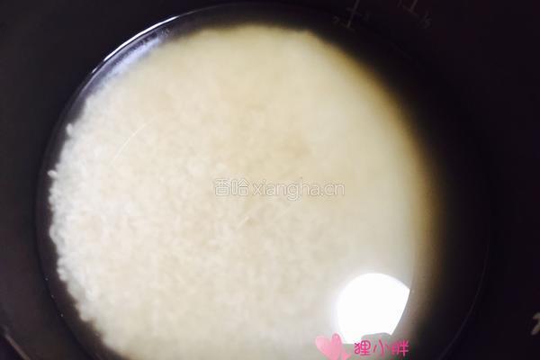 雪菜香肠焖饭的做法图解9