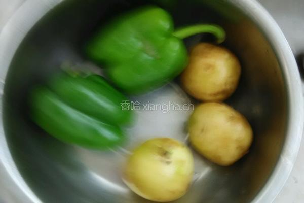 土豆炖排骨的做法图解3