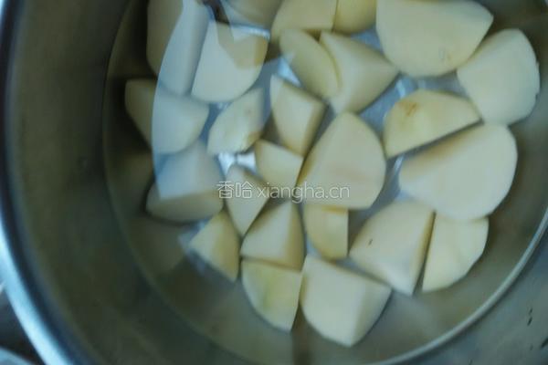 土豆炖排骨的做法图解6