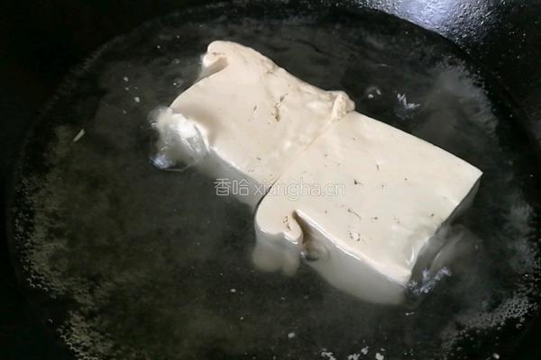 豆腐丸子的做法图解1