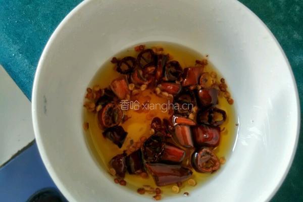 豆芽蒜苗五花肉的做法图解6