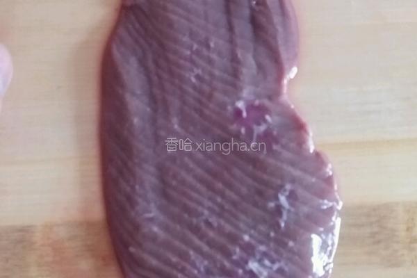 凉拌腰花的做法图解1
