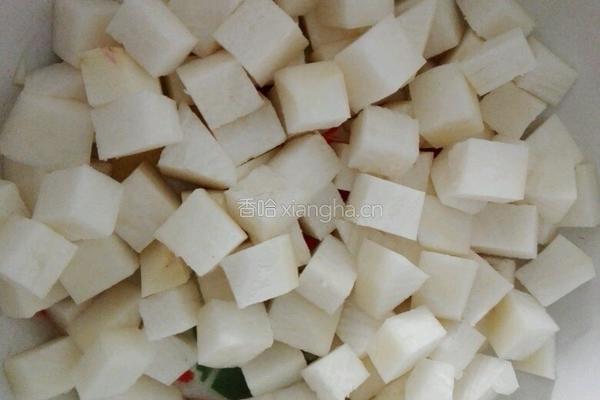 萝卜炖牛肉的做法图解4