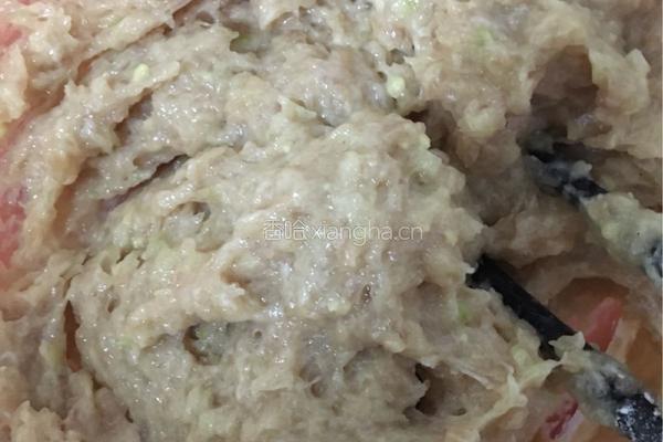 水汆嫩肉丸的做法图解12