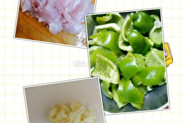 青椒炒肉的做法图解1