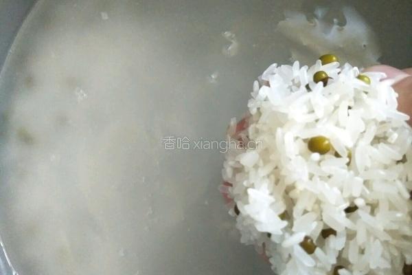 绿豆饭的做法图解2