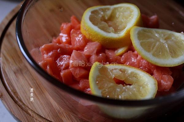 三文鱼松（宝宝辅食）的做法图解3