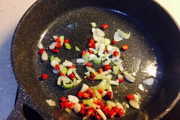 小炒培根菜花的做法图解14