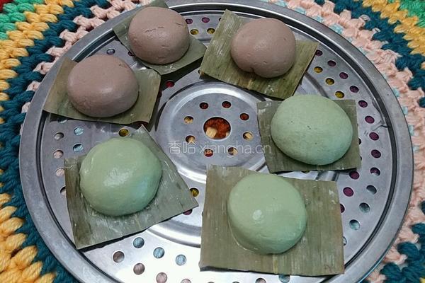 双色糯米团子的做法图解5