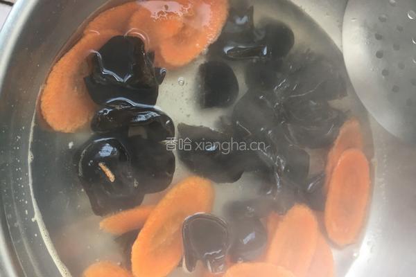 小炒青笋的做法图解6