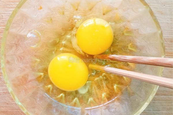 蒜薹木耳炒鸡蛋的做法图解2