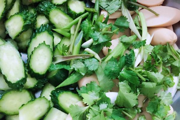 凉拌火腿黄瓜🥒的做法图解7