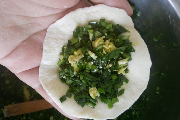 韭菜鸡蛋馅蒸包的做法图解8