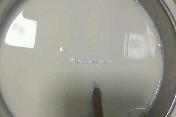 自制美味酸奶的做法图解2