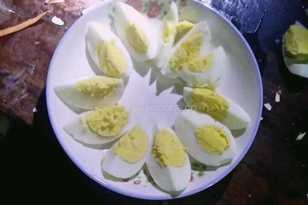 虎皮尖椒蛋的做法图解2