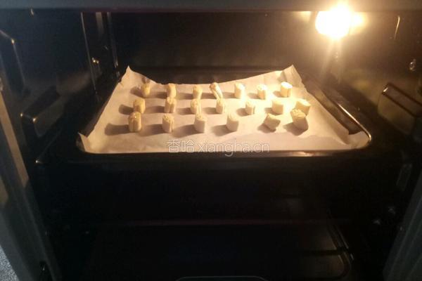 呆萌版蝴蝶酥的做法图解11