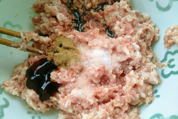 西瓜皮猪肉馅饺子的做法图解9