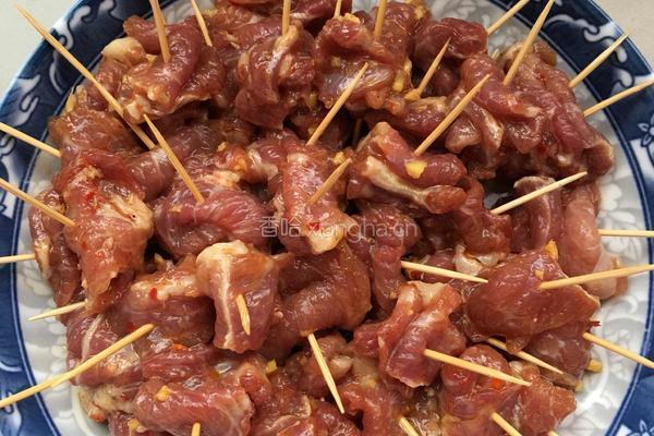牙签肉的做法图解3