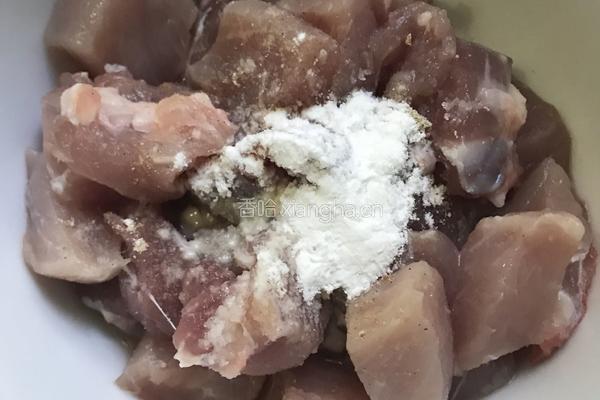 菠萝菠萝咕噜肉的做法图解3