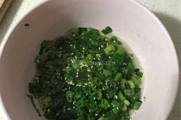 葱油鸡蛋饼的做法图解4