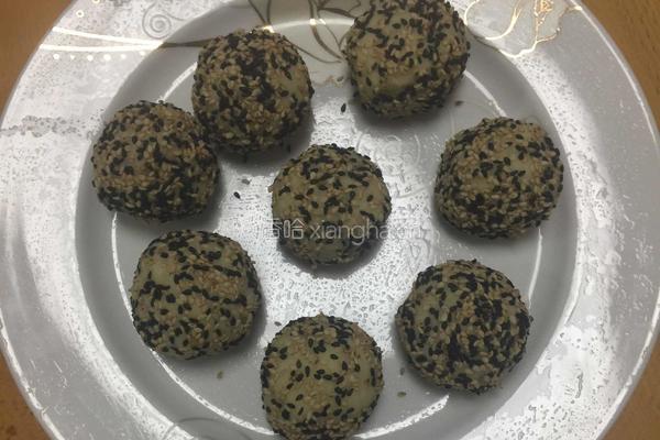 芝麻土豆球的做法图解4