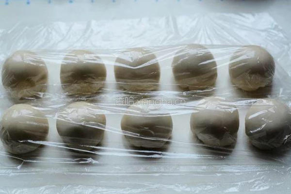 蛋黄酥的做法图解15