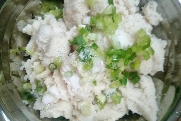 葱香薯饼的做法图解2