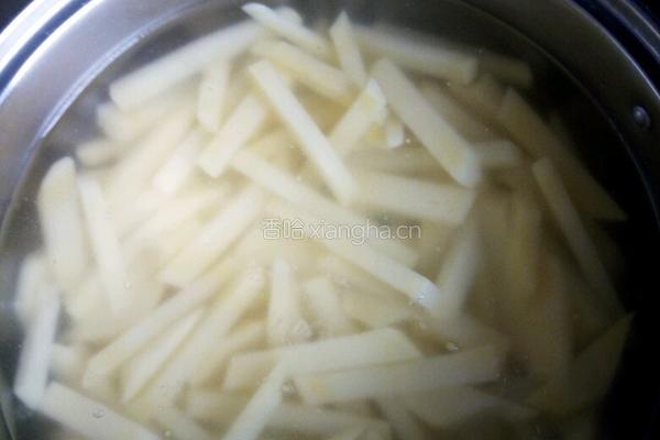 自制零食土豆条的做法图解2