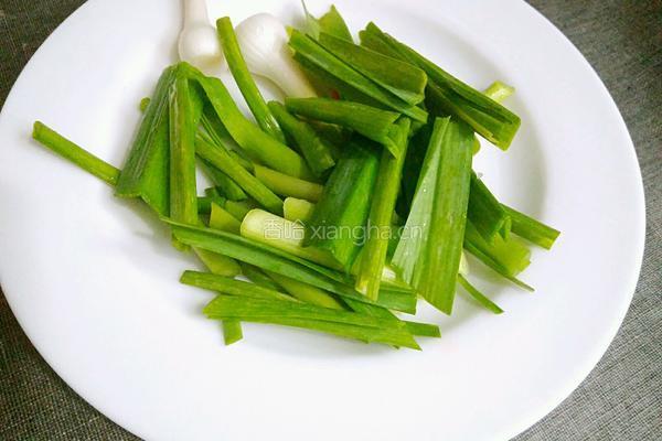 猪皮炒春笋的做法图解6
