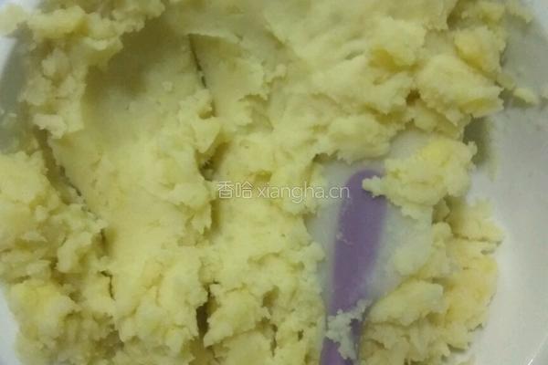 土豆泥豆沙丸子的做法图解3