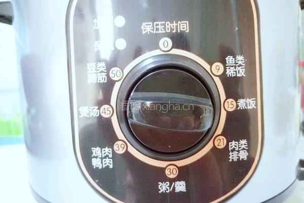 土豆腊肠焖饭的做法图解19