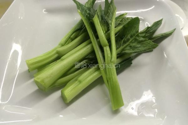 广式菜心的做法图解1