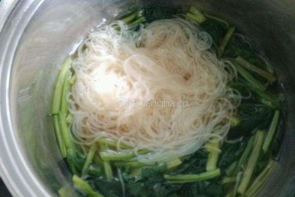 菠菜粉丝汤的做法图解4
