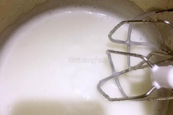 戚风蛋糕(8寸)的做法图解8