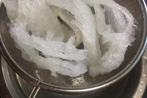 椰汁木瓜蒸燕窝的做法图解2