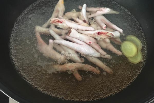 酸辣凤爪的做法图解3