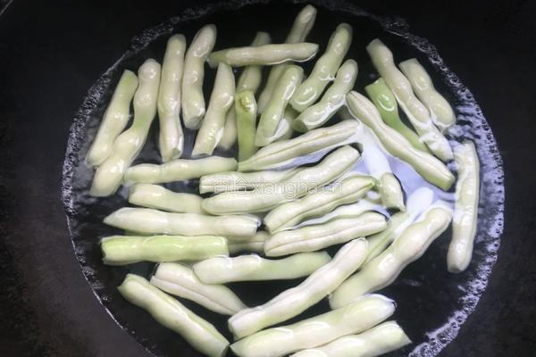 芸豆炒肉的做法图解6